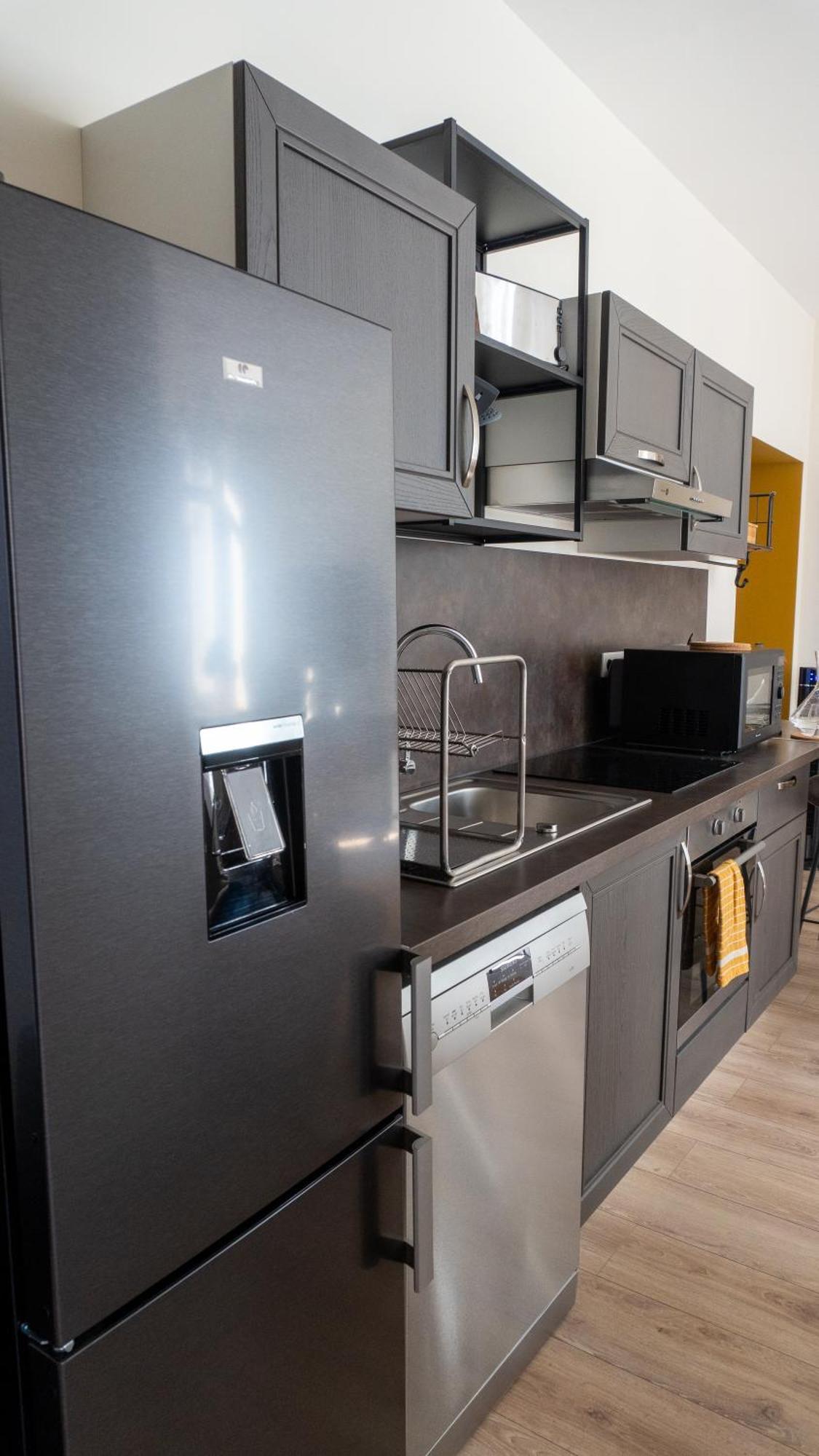 Les Appartements De La Nef D'Or Сен-Кантен Екстериор снимка
