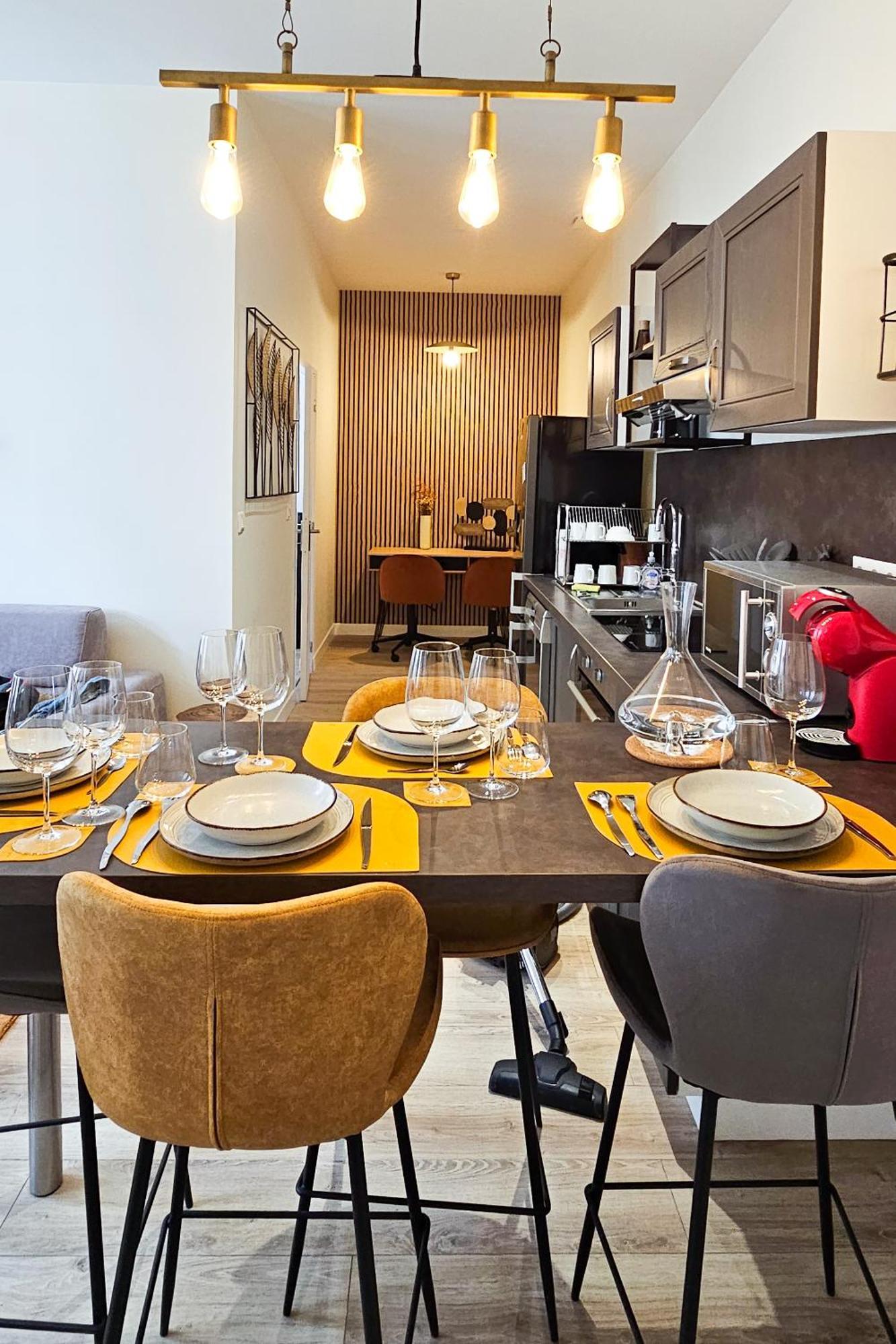 Les Appartements De La Nef D'Or Сен-Кантен Екстериор снимка