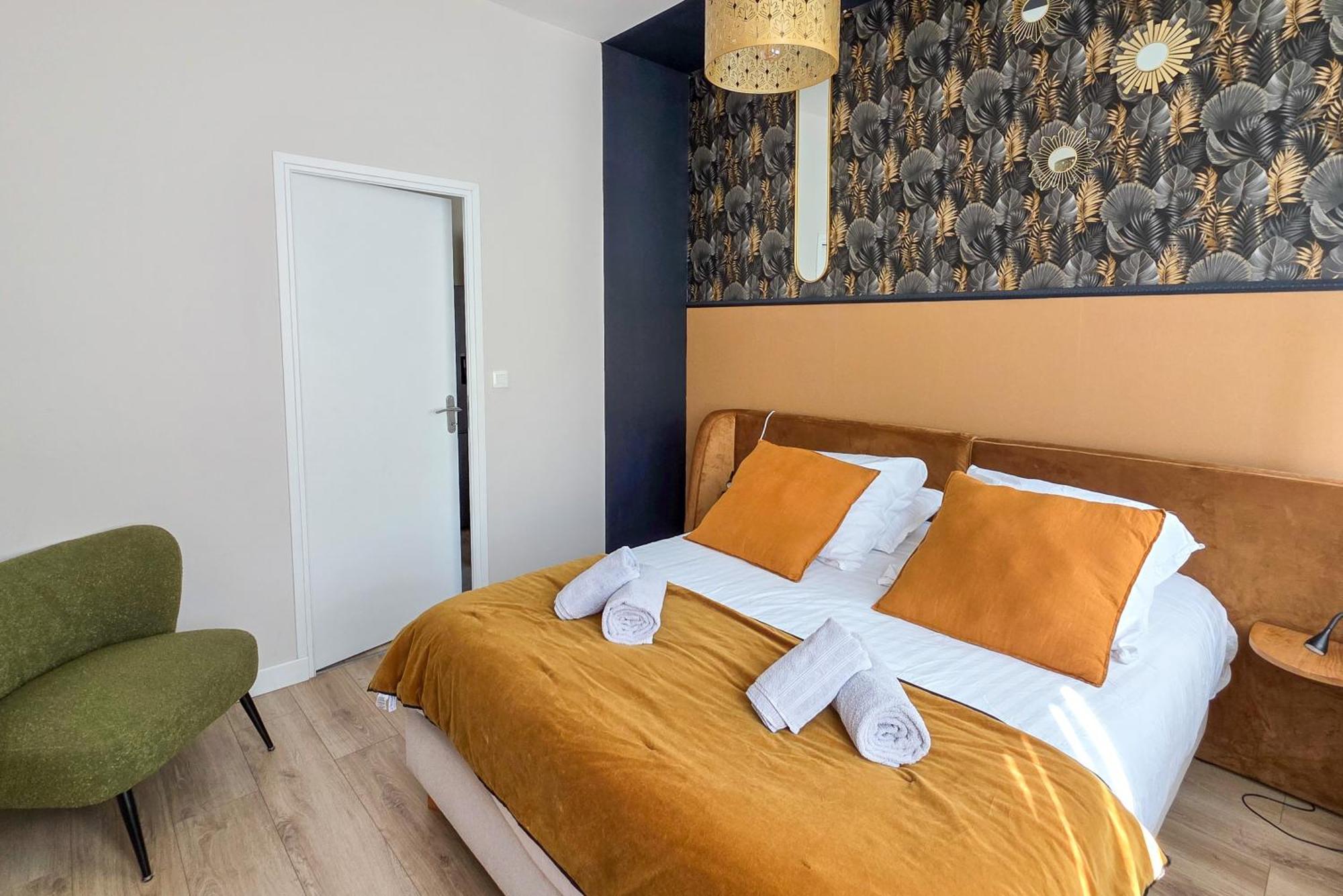 Les Appartements De La Nef D'Or Сен-Кантен Екстериор снимка